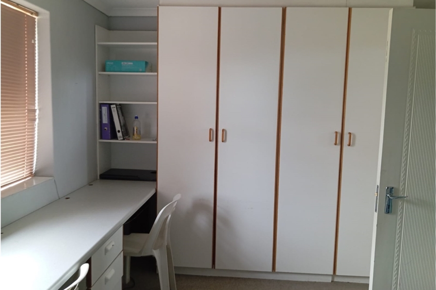 4 Bedroom Property for Sale in Ridgeworth Western Cape